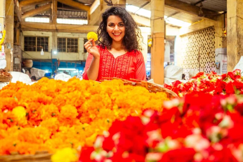 Top 12 Wholesale Flower Markets in India3