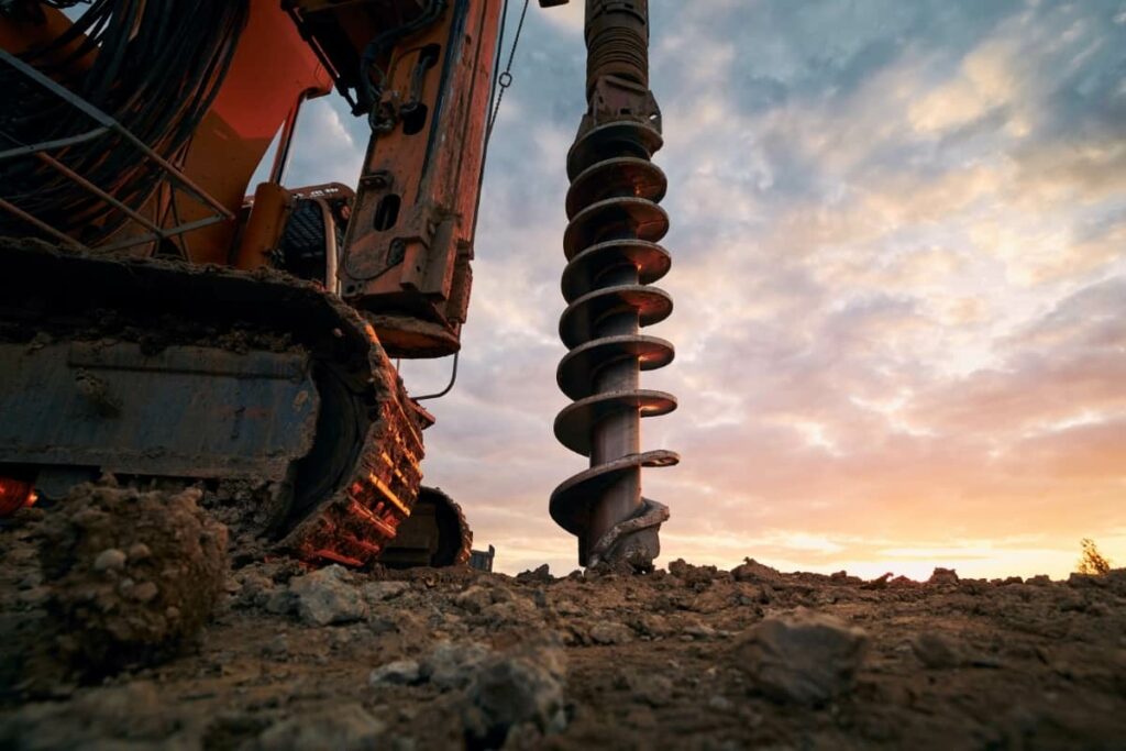 Top 18 Pit Hole Diggers in India